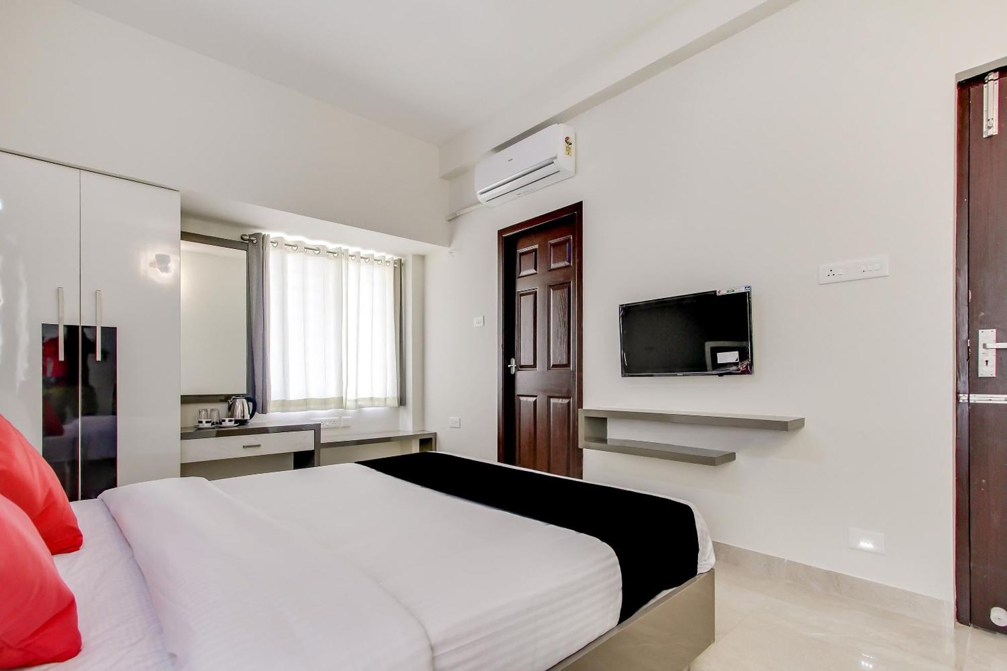 Capital O New Paradise Inn Irugur Exterior foto